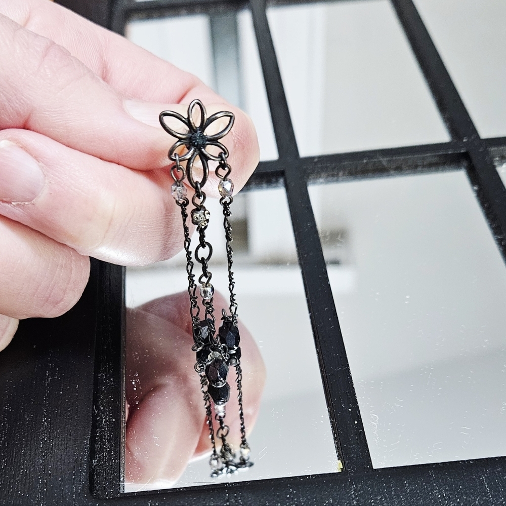 Floral Black Dangle Earrings